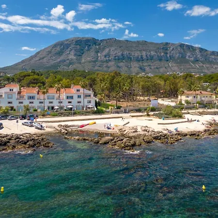 Son De Mar. Unico Nyaraló *