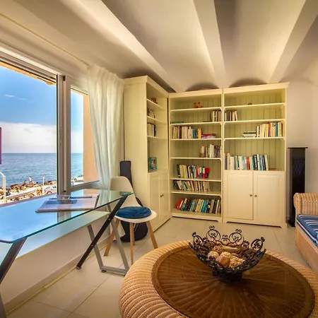 Дом отдыха Son De Mar. Unico