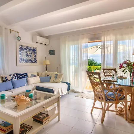 Son De Mar. Unico Holiday home